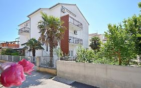 Apartments And Rooms Josipa